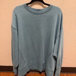 Blue oversized sweatshirt